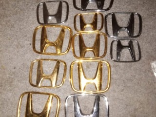 honda-emblem-gold-and-silver