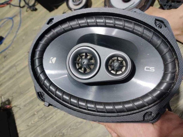 genuine-kicker-6x9-car-tweeter-speakers-big-2