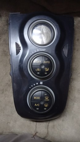 toyota-vitz-auto-climate-control-panel-big-0