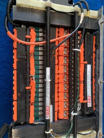 hybrid-batteries-abs-units-available-door-to-door-free-service-big-1